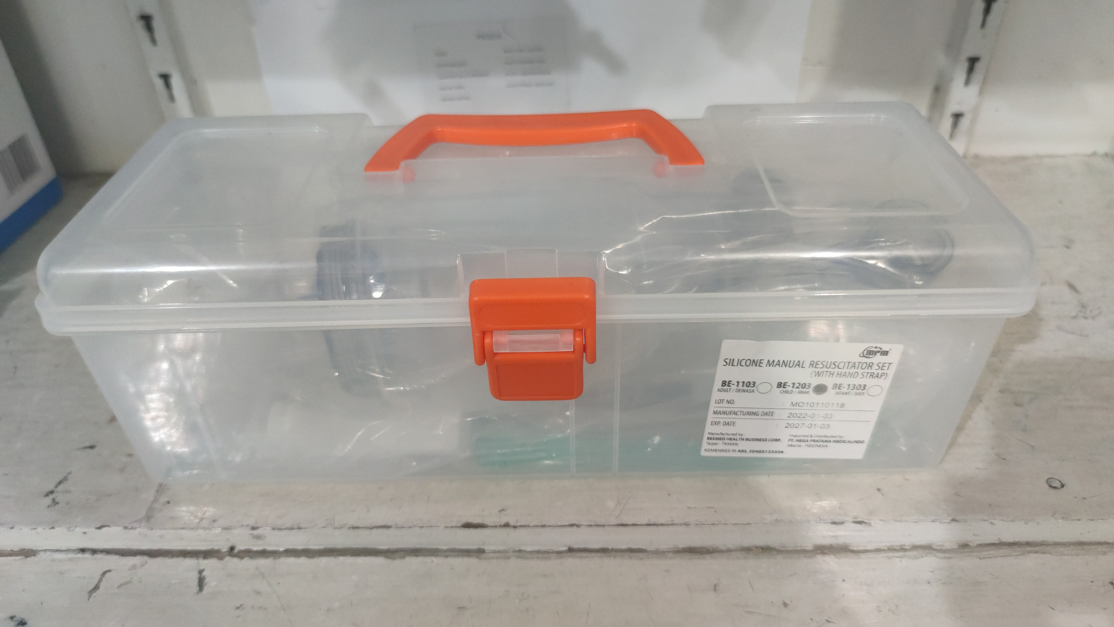 AMBUBAG / RESUSCITATOR SET